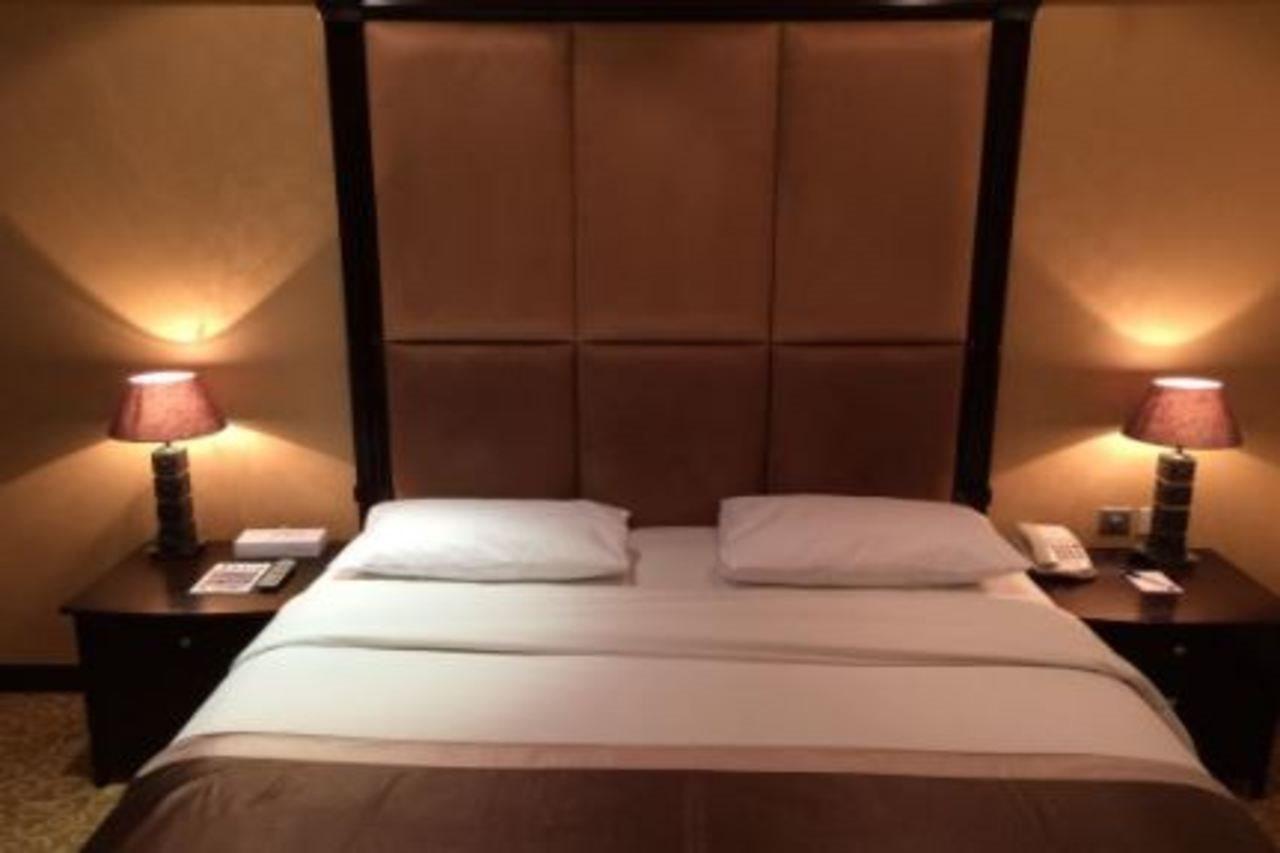 London Suites Hotel Dubai Exterior foto