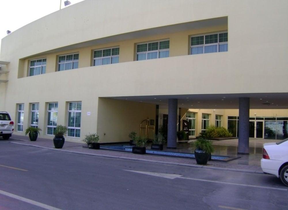 London Suites Hotel Dubai Exterior foto