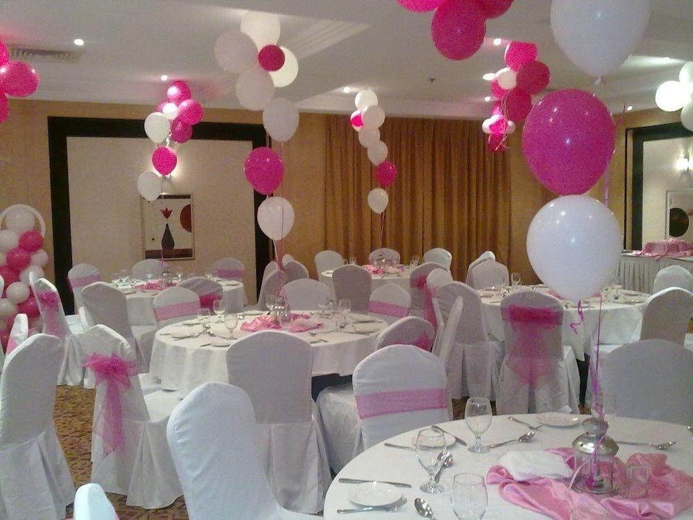 London Suites Hotel Dubai Exterior foto